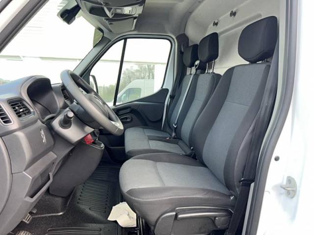Renault Master image 4