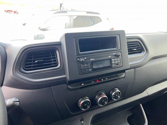 Renault Master image 3