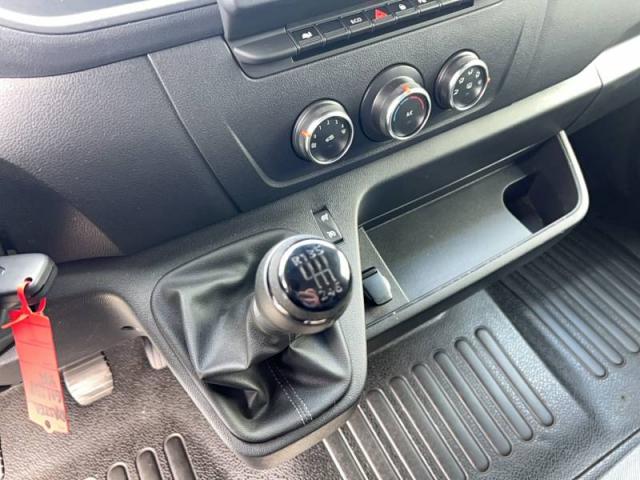 Renault Master image 5