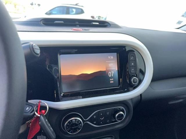 Renault Twingo image 2