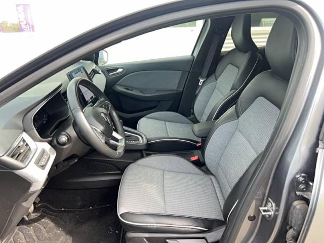 Renault Clio image 9