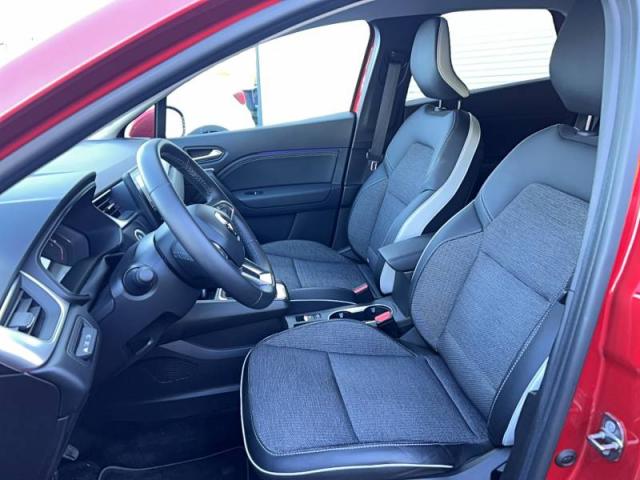 Renault Captur image 9