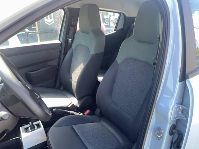 Dacia Spring image 2
