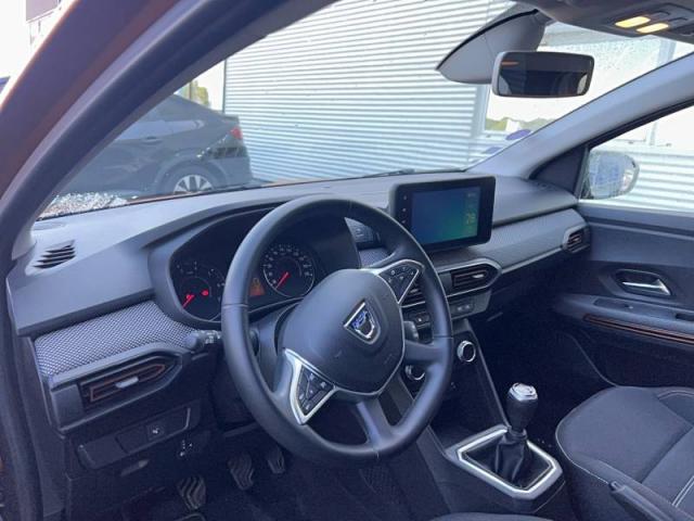 Dacia Sandero image 2