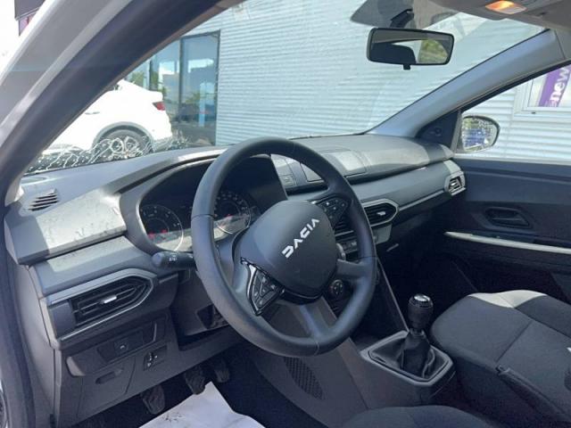 Dacia Sandero image 8