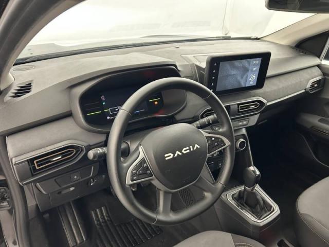 Dacia Jogger image 1