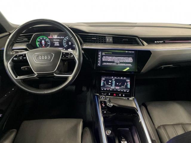Audi E-Tron image 9