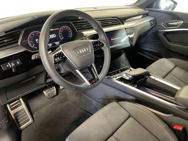 Audi E-Tron image 2