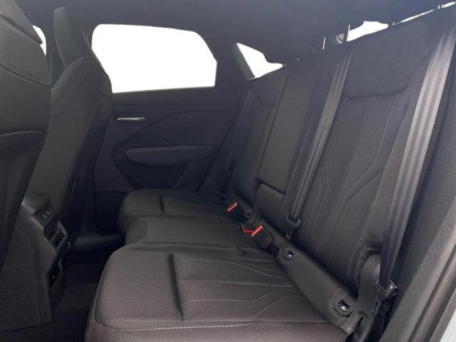 Audi Q3 image 8