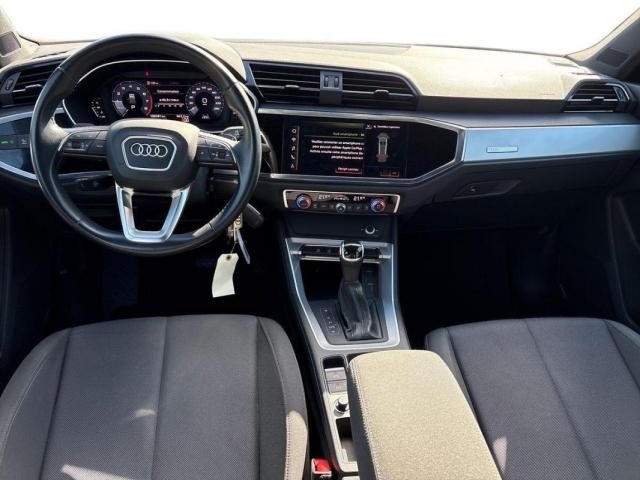 Audi Q3 image 8
