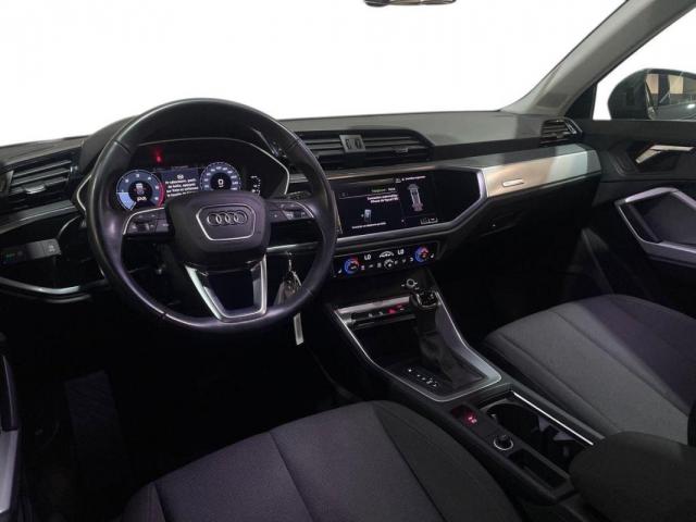 Audi Q3 image 9