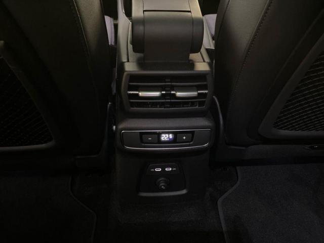 Audi E-Tron image 7