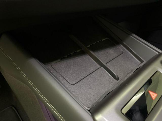 Audi E-Tron image 9