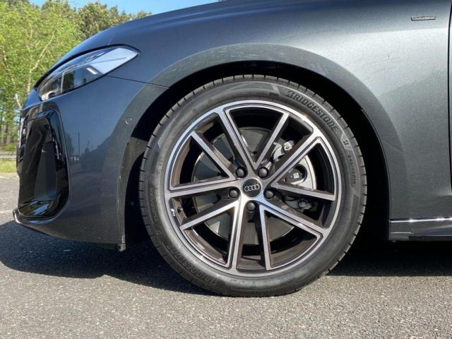 Audi A5 image 2