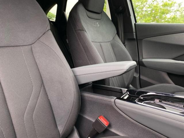 Audi Q3 image 1