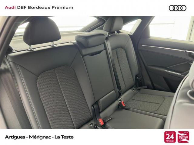 Audi Q3 image 8