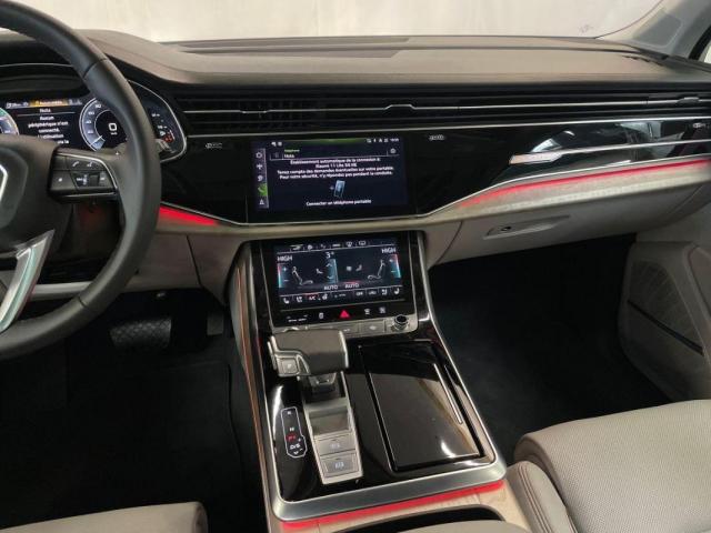 Audi Q7 image 6