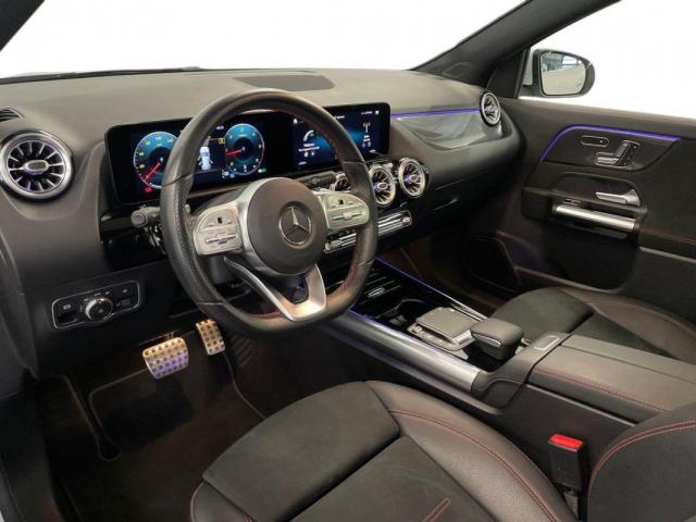 Mercedes Benz Gla image 2