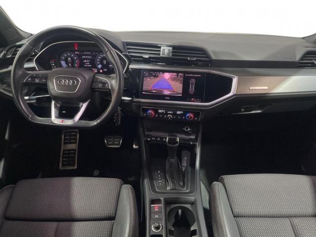 Audi Q3 image 1