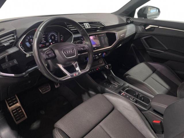 Audi Q3 image 8