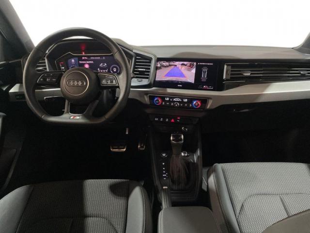 Audi A1 Sportback image 1