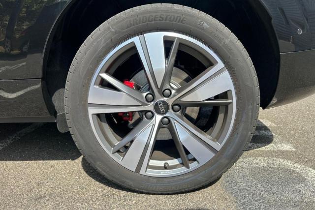 Audi Q3 image 8