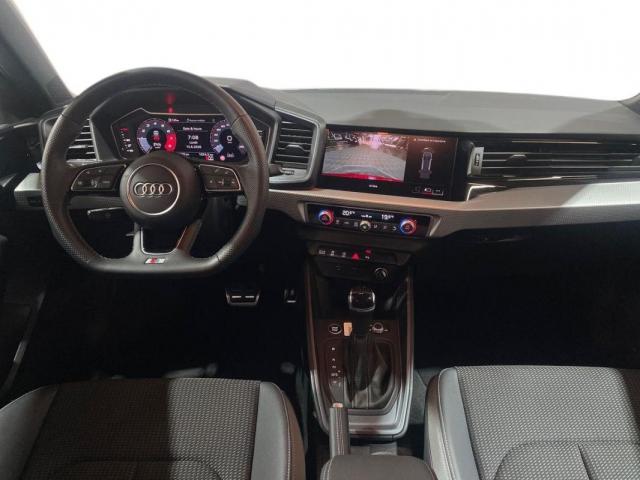 Audi A1 Sportback image 1