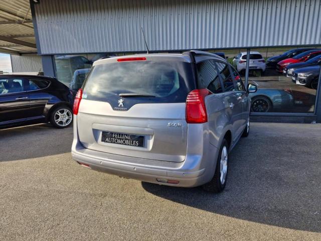 Peugeot 5008 image 9