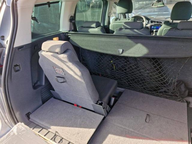 Peugeot 5008 image 3