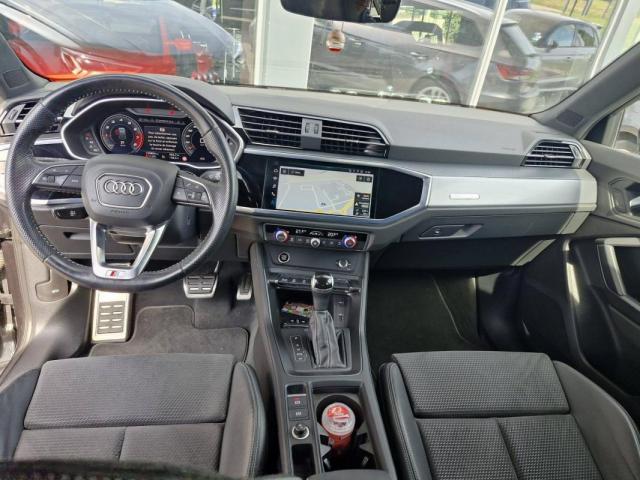 Audi Q3 image 2