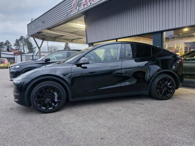 Tesla Model Y image 2