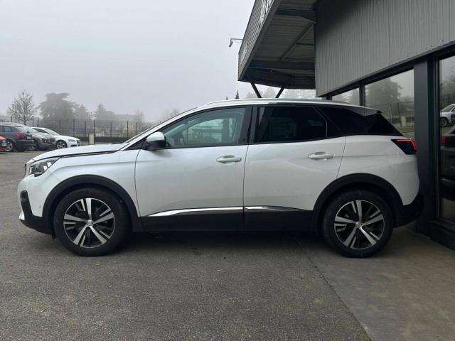Peugeot 3008 image 2