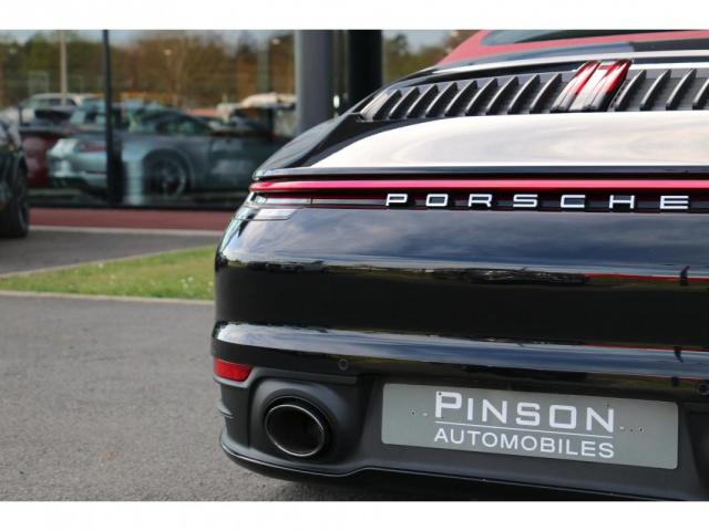 Porsche 911 image 9