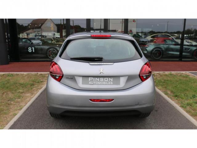 Peugeot 208 image 5