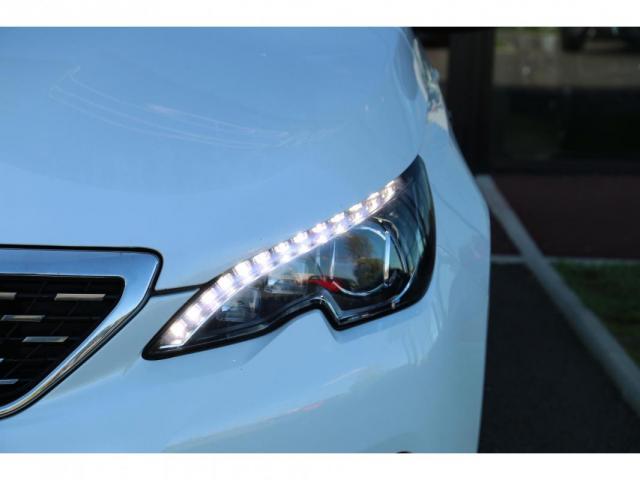 Peugeot 308 image 7