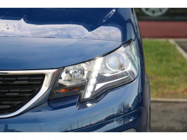 Peugeot Rifter image 8