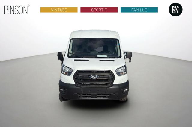 Ford Transit image 8