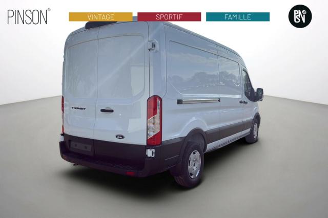 Ford Transit image 6
