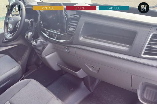 Ford Transit image 4