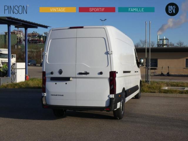 Renault Master image 6