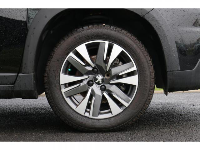 Peugeot 2008 image 3