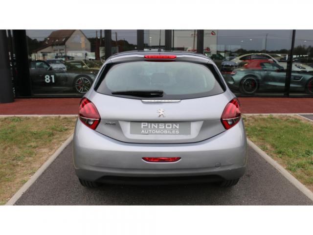 Peugeot 208 image 5