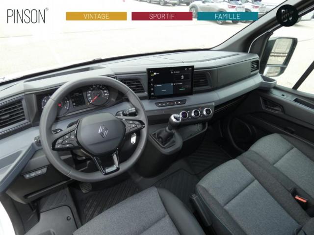 Renault Master image 4