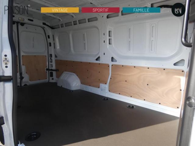 Renault Master image 4