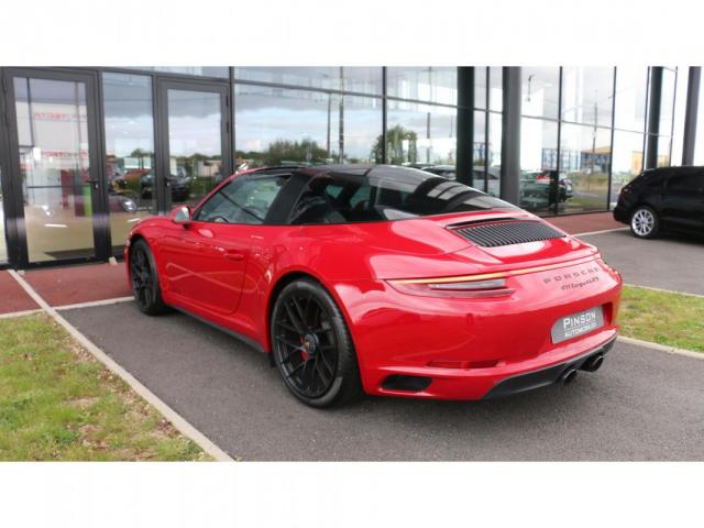Porsche 911 image 2