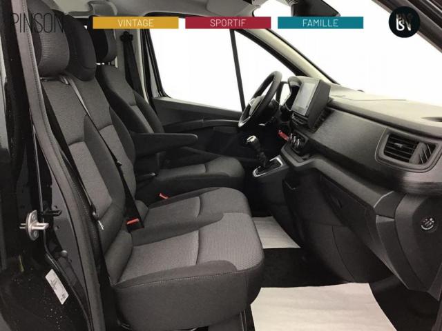 Renault Trafic image 7