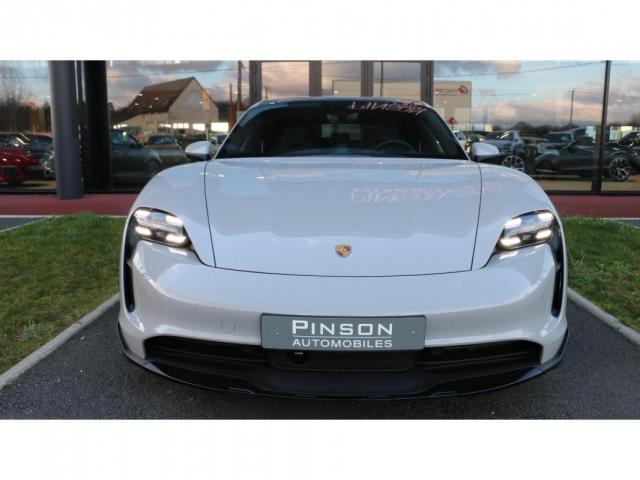 Porsche Taycan image 3
