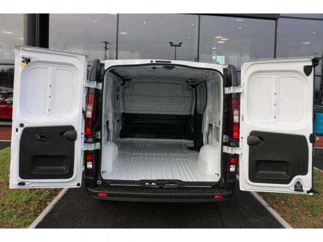 Renault Trafic image 4