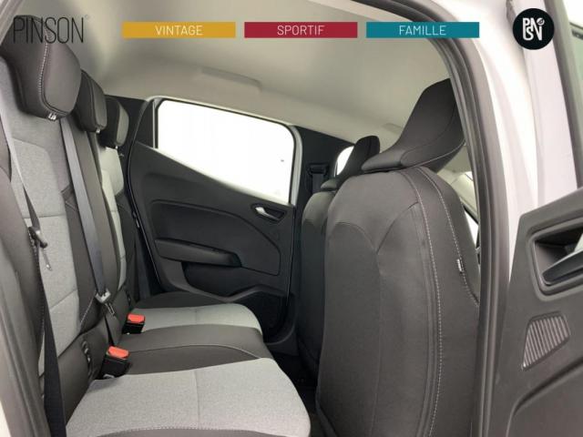 Renault Clio image 2