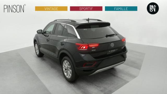 Volkswagen T-Roc image 3